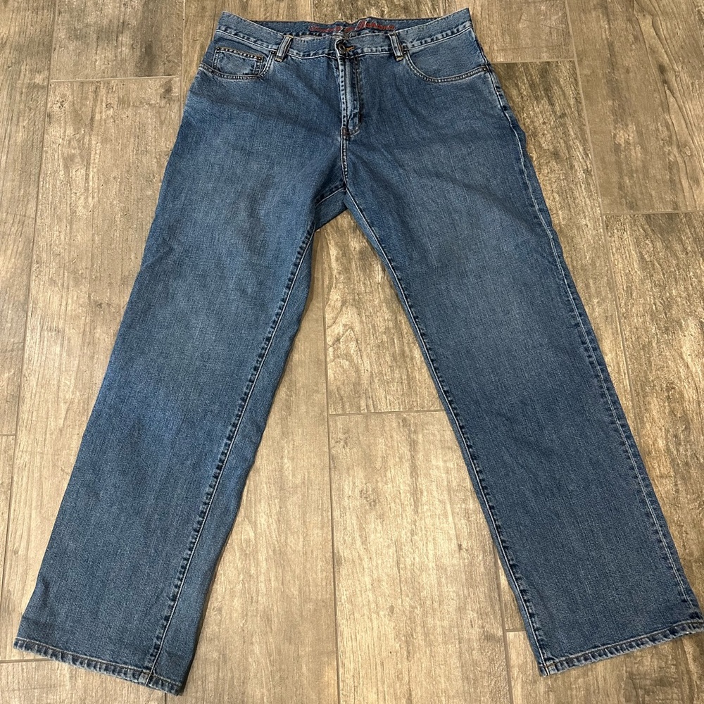 Tommy Bahama Easy Fit Jeans
